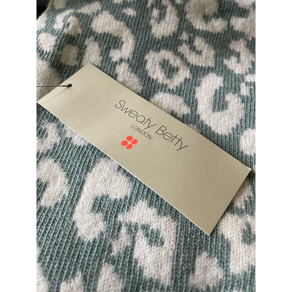 Sweaty Betty - Picture 3 of 5